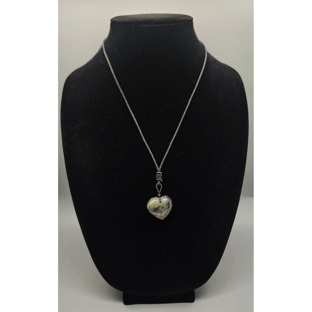 Natural Labradorite Heart Pendant Necklace Adjustable Macrame Cord Boho Gemstone